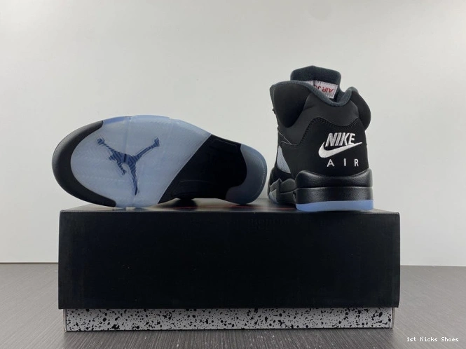 5 Black 592 SportInspired Jordan 845035- (2016) Retro Metallic 0111